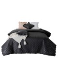 Narzuta na łóżko 160x220 RUFFY czarna Designerska Z Falbaną Pikowana