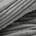 Koc Wytłaczany 200x220 Eurofirany NINA srebrny Na Prezent Flano 260 GSM