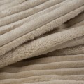 Koc Wytłaczany 150x200 Eurofirany NINA kremowy Na Prezent Flano 260 GSM